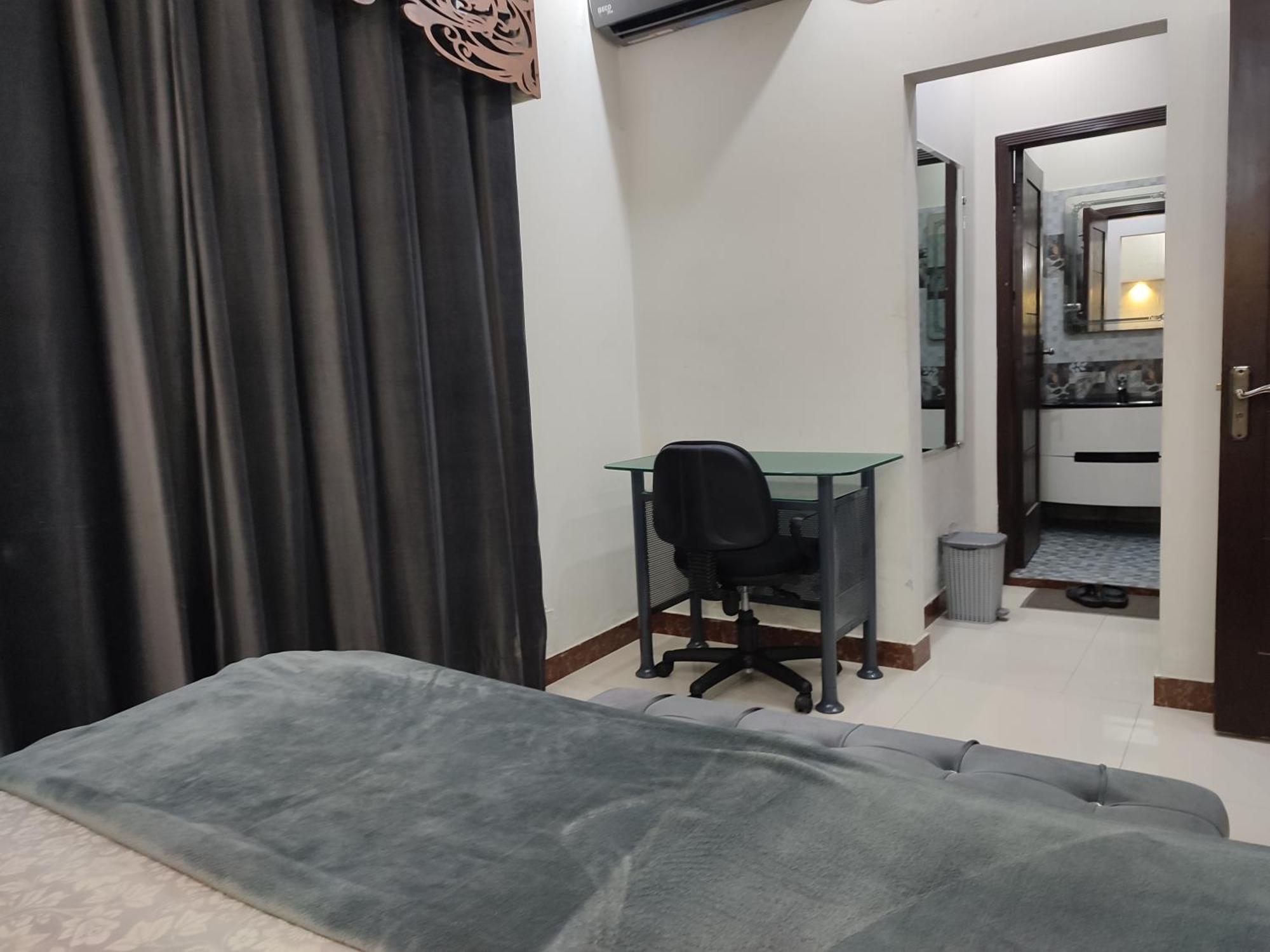 Fully Serviced Holiday Home Near Lahore Ring Road Екстериор снимка