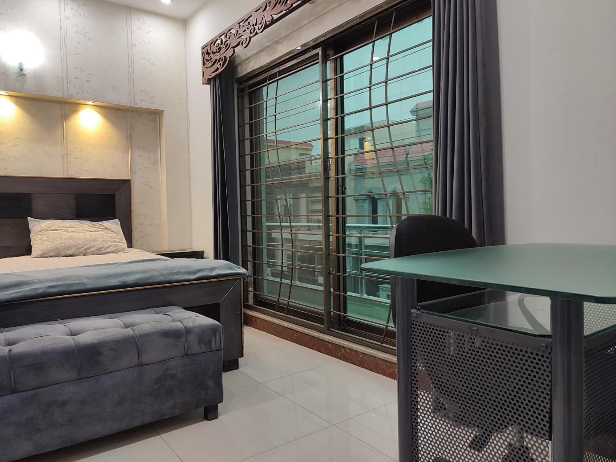 Fully Serviced Holiday Home Near Lahore Ring Road Екстериор снимка
